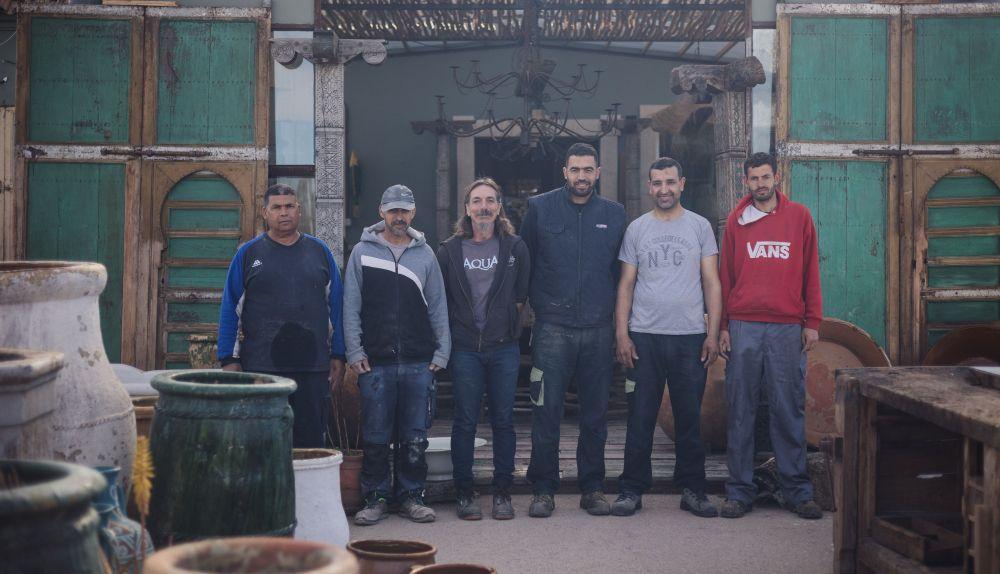 El equipo de AquaAntik en el almacén de Conil de la Frontera